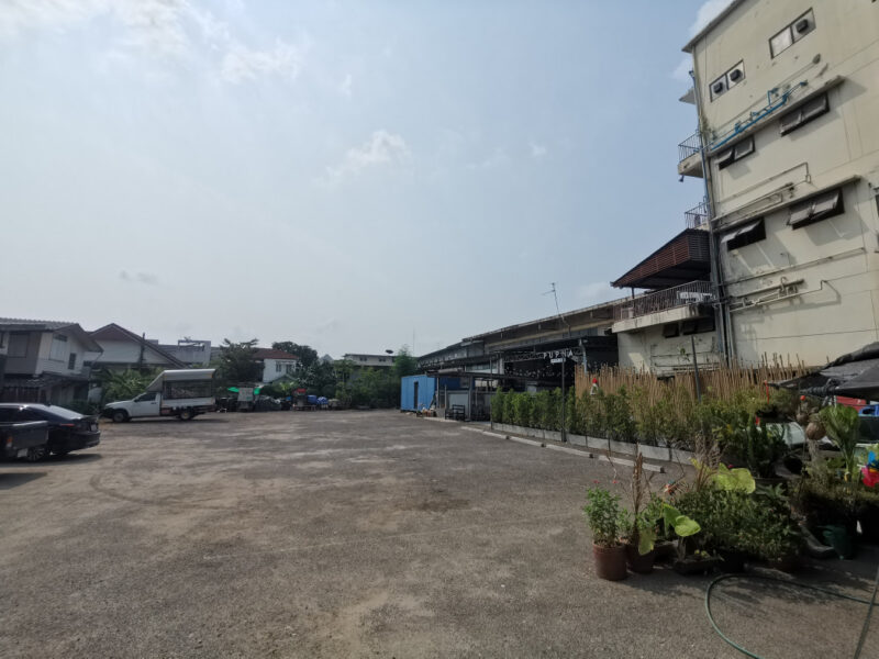 ขาย ที่ดิน ติด MRT บางขุนนนท์ ติดถนนจรัญสนิทวงศ์ 2 ไร่ 3 งาน 74.5 ตร.วา เหมาะ ทำคอนโด CC