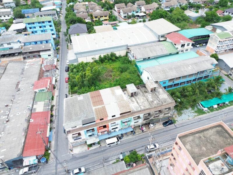 ขาย ที่ดิน หมู่บ้านอ้อมน้อย ซอย 14 กระทุ่มแบน 106.9 ตรว ใกล้ถนนเพชรเกษม เพียง 1.1 กม.