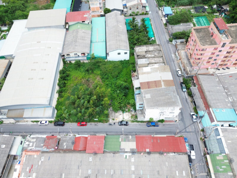 ขาย ที่ดิน หมู่บ้านอ้อมน้อย ซอย 14 กระทุ่มแบน 106.9 ตรว ใกล้ถนนเพชรเกษม เพียง 1.1 กม.