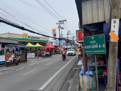 ขายด่วนที่ดินใกล้ ม.ธนบุรี 75 ตารางวา ติดถนนคอนกรีต ซอย เพชรเกษม110 แยก 4 หนองแขม กรุงเทพฯ