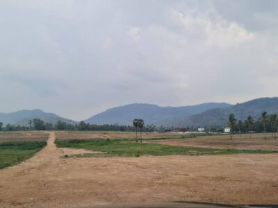 ขายด่วนที่ดินหุบบอนศรีราชา 219 ไร่ แบ่งขายได้