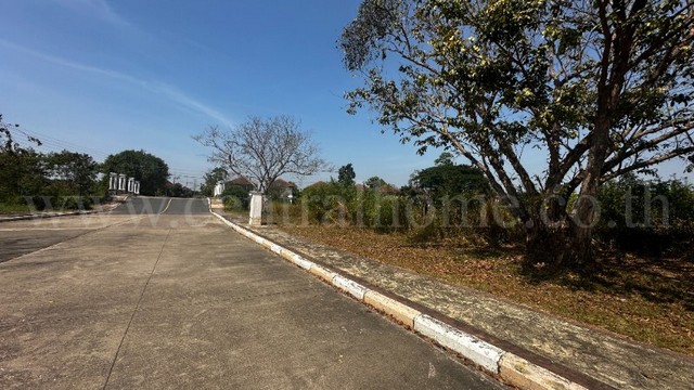 ลดพิเศษ ที่ดินเปล่า ถมแล้ว 106.7 ตร.วา หมู่บ้านการ์เด้นลากูน่า - ฉะเชิงเทรา ถนนเมน ติดทะเลสาบ