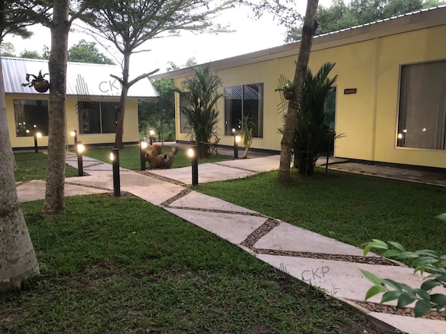 L260038 | ที่ดินพร้อมสิ่งปลูกสร้าง บ้านพัก เหมาะสำหรับทำรีสอร์ท บ้านพักและสวนผลไม้ ไม่ไกลจากตัวเมืองปราจีนบุรี