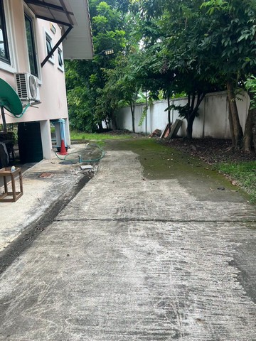 ที่ดินขนาด 1 ไร่ พร้อมสิทธิ์ใช้ทะเลสาบ เดินทางสะดวก แม่หียะ
