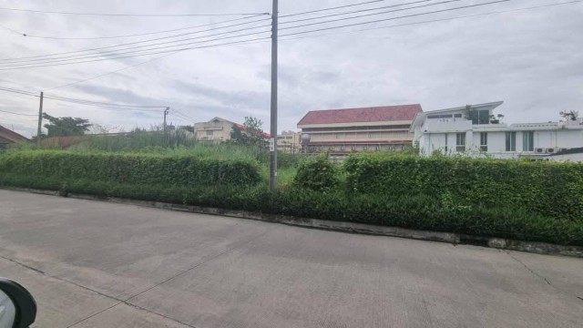 ให้เช่า #ที่ดินเปล่า ซอยราชวินิตบางแก้ว หลังเมกาบางนา #ใกล้โรงเรียนราชวินิตบางแก้ว #ย่านบางนา 095-1642956