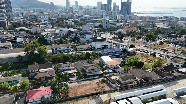 ขายที่ดินใกล้ถนนสุขุมวิท ศรีราชา ชลบุรี ตรงข้ามกับอำเภอศรีราชา FP-L02478