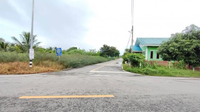 ขายที่ดิน 199 ตร.วา. ซ.โรงถ่าน ถนนทุ่งกระโจมทอง หลักสอง บ้านแพ้ว สมุทรสาคร