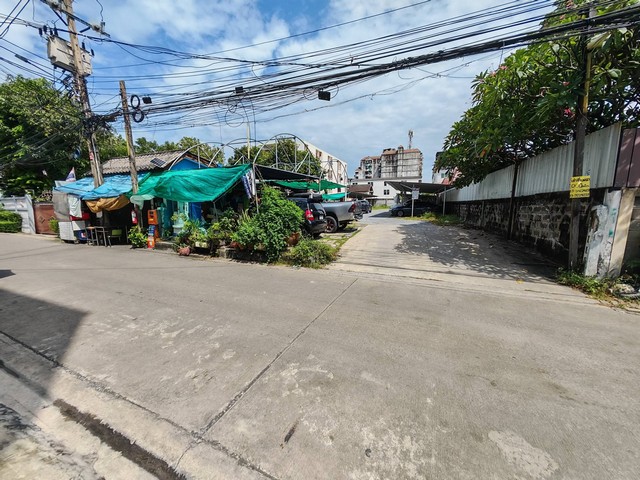ให้เช่าที่ดินเปล่าแปลงสวย 261 ตรว. ย่านสรรพาวุธ - สุขุมวิท 68 ซอยกุศลศิลป์ ทำเลดี ใกล้ทางด่วนบางนา & BTS อุดมสุข