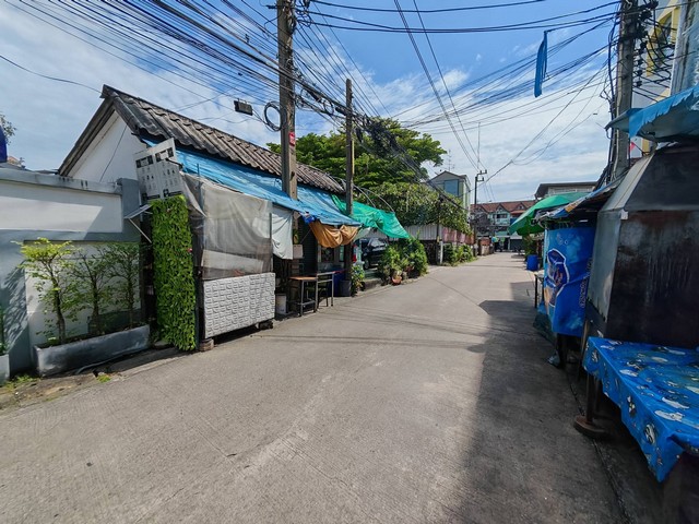 ให้เช่าที่ดินเปล่าแปลงสวย 261 ตรว. ย่านสรรพาวุธ - สุขุมวิท 68 ซอยกุศลศิลป์ ทำเลดี ใกล้ทางด่วนบางนา & BTS อุดมสุข