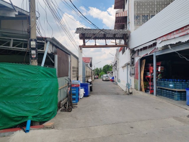 โอกาสสุดท้าย !!! ขายที่ดินเปล่า ใจเมืองปทุมธานี 2 ไร่กว่า ติดถนนปทุมสายนอก ราคาเท่าประเมิน