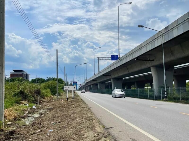 ขายที่ดินทำเลทอง โซนเสาธงหิน อำเภอบางใหญ่ จังหวัดนนทบุรี ทำเลศักยภาพเชื่อมต่อทุกการเดินทาง ใกล้เซ็นทรัลเวสต์เกตเพียง 5 นาที!