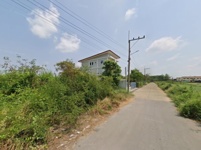🏡 ขายที่ดินเปล่าแปลงสวย ขนาด 100 ตร.ว. ใกล้เมือง และโรงเรียนสามโคก การเดินทางสะดวก