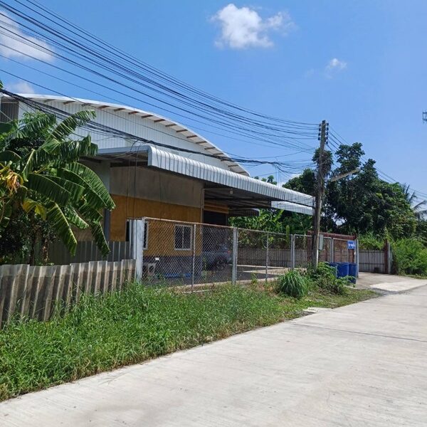 ให้เช่าโกดัง+พื้นที่ทำธุรกิจ พื้นที่ใช้สอย 450 ตรม. พร้อมใช้งาน นครชัยศรี นครปฐม โทร 0935593244