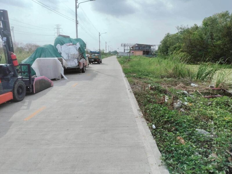 ขายด่วนที่ดินคลองสาม 200 ตรว ติดถนนคอนกรีตสาธารณะ ซ.คลองสาม 1/7 อ.คลองหลวง จ.ปทุมธานี