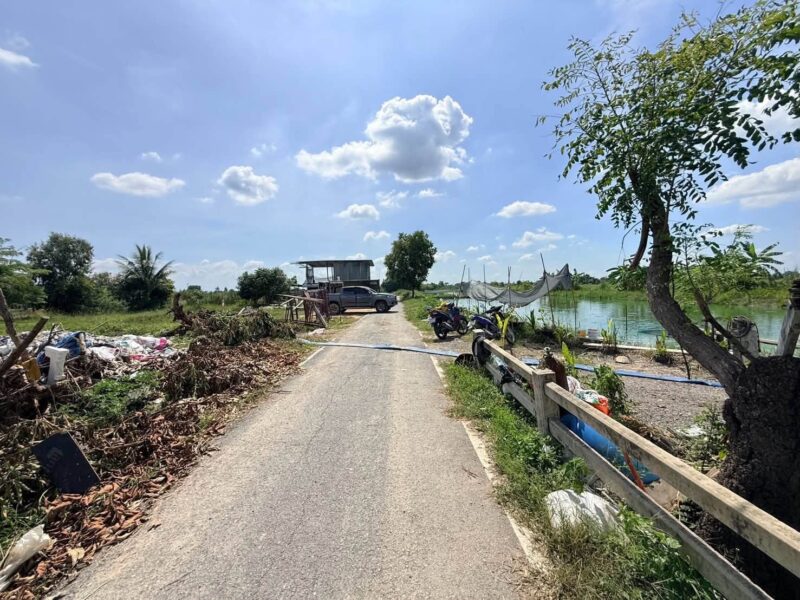 ขายด่วนที่ดิน 100 ตรว ติดถนนลาดยางสาธารณะ ซ.ประทุม บางบัวทอง นนทบุรี